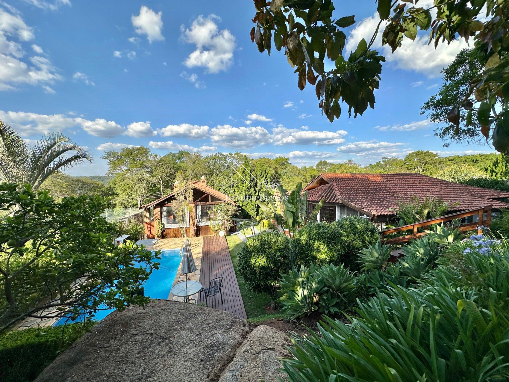 WhatsApp Image 2025-12-02 at 23.33.27 (2)