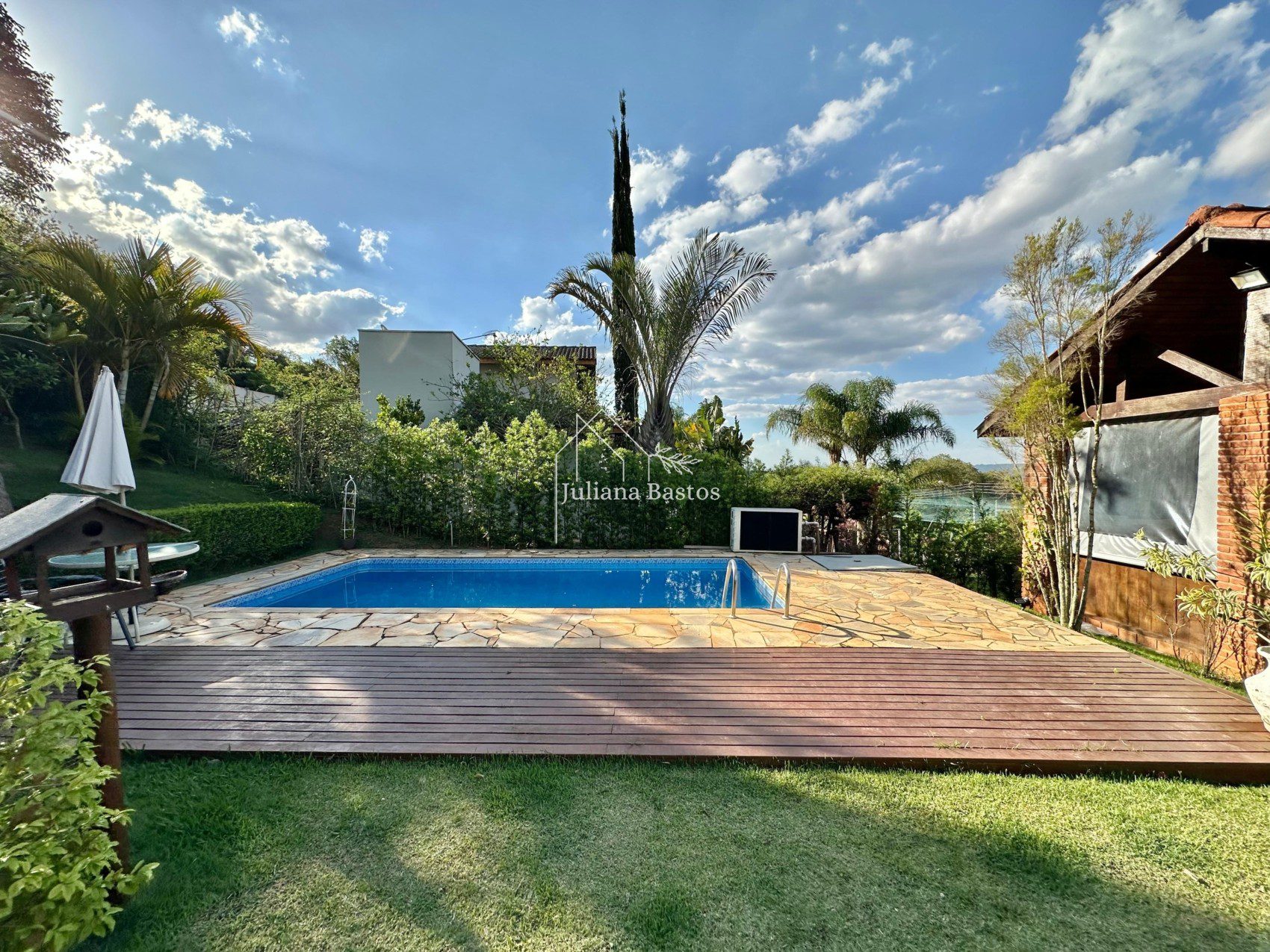 WhatsApp Image 2025-12-02 at 23.33.28