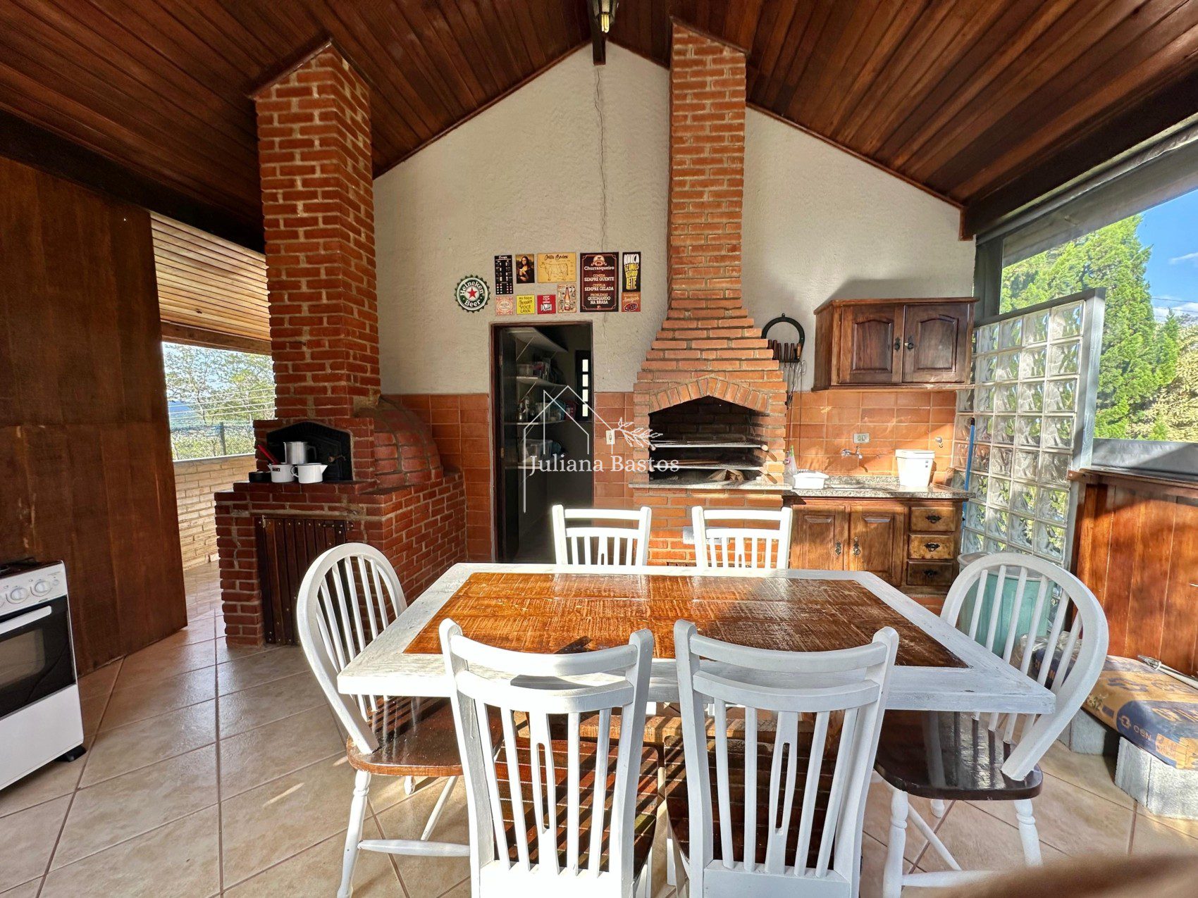 WhatsApp Image 2025-12-02 at 23.33.29 (1)